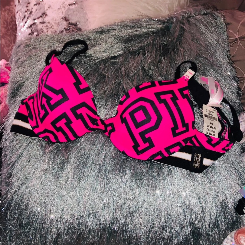 pink bra